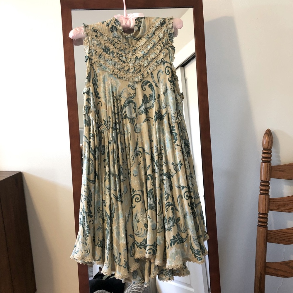 Spell Aurora Mini Dress size XS Avocado